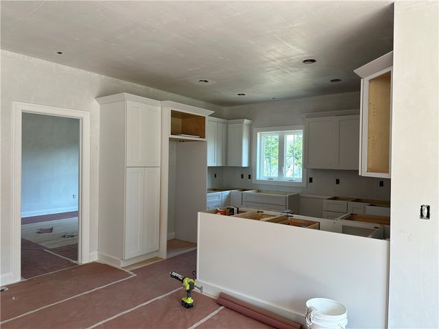 43 Wyndham Way, North Kingstown, RI 02852