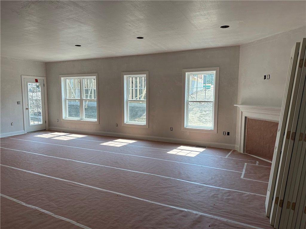 43 Wyndham Way, North Kingstown, RI 02852