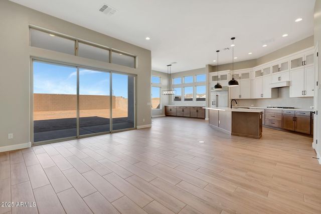 20638 W BERRIDGE Lane, Buckeye, AZ 85396