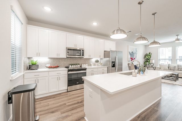 9713 Thorncrown Lane, Fort Worth, TX 76179