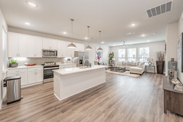 9713 Thorncrown Lane, Fort Worth, TX 76179