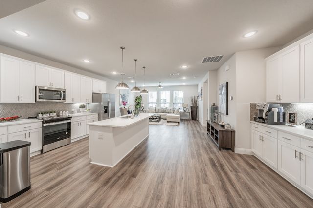 9713 Thorncrown Lane, Fort Worth, TX 76179