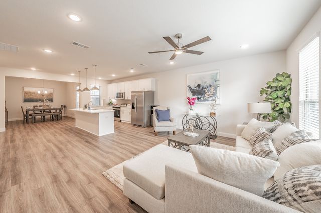 9713 Thorncrown Lane, Fort Worth, TX 76179