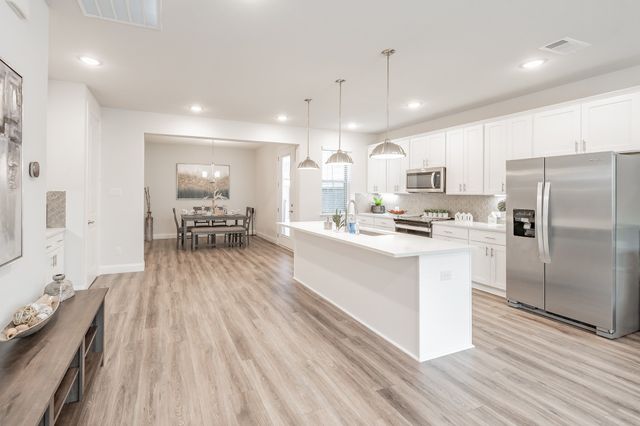 9713 Thorncrown Lane, Fort Worth, TX 76179