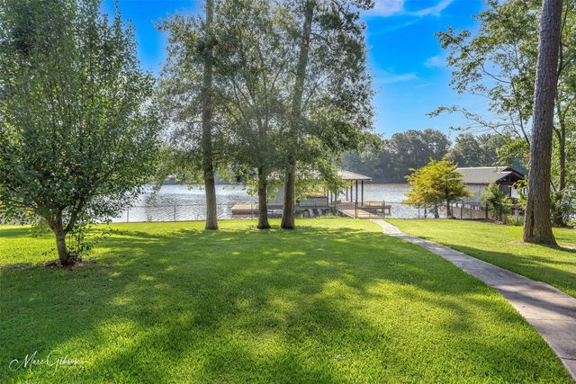 1215 Bay Ridge Drive, Benton, LA 71006