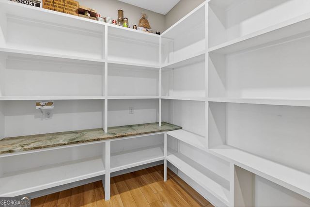 333 Bluffs Landing, Waverly, GA 31565