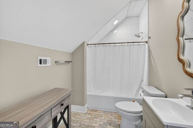 333 Bluffs Landing, Waverly, GA 31565