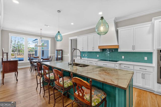 333 Bluffs Landing, Waverly, GA 31565