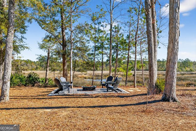 333 Bluffs Landing, Waverly, GA 31565