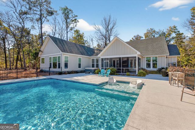 333 Bluffs Landing, Waverly, GA 31565