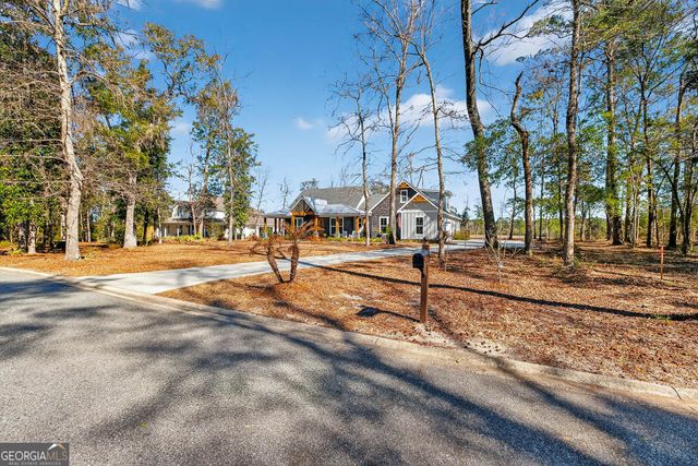 333 Bluffs Landing, Waverly, GA 31565