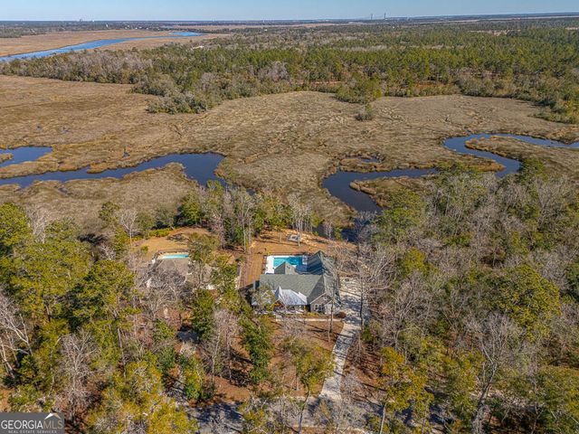 333 Bluffs Landing, Waverly, GA 31565