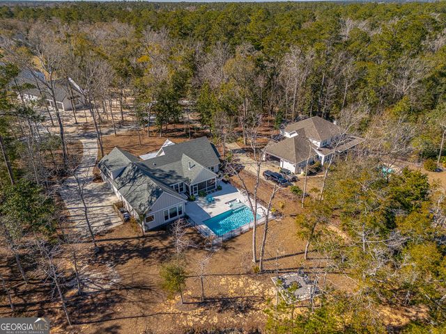 333 Bluffs Landing, Waverly, GA 31565