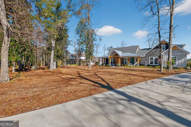 333 Bluffs Landing, Waverly, GA 31565