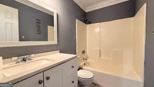 1388 Briar Ridge Ct, Jonesboro, GA 30238