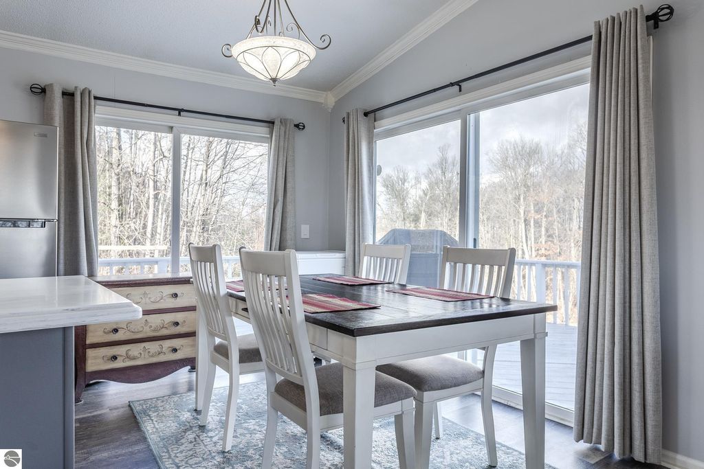 Image 13 of property listing at 1009 Radov Road, Gladwin, MI 48624