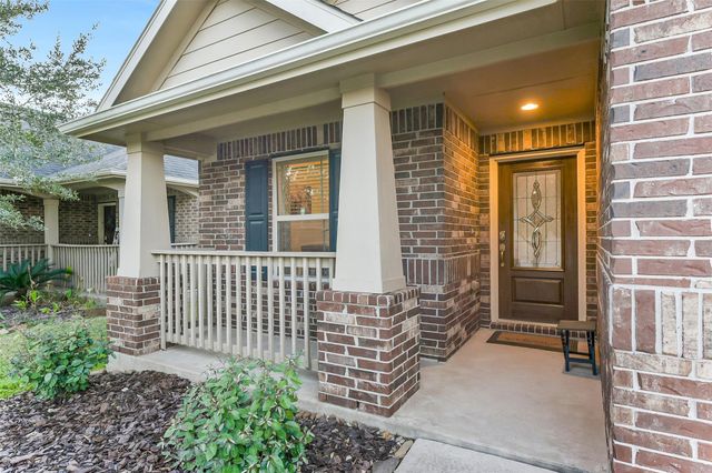 2410 Brown Maple Drive, Fresno, TX 77545