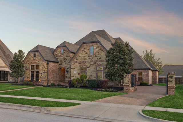 2108 Camden Circle, Southlake, TX 76092