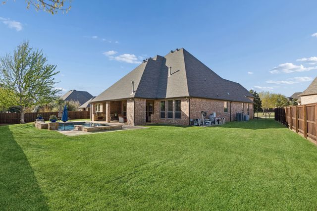 2108 Camden Circle, Southlake, TX 76092