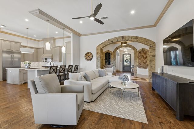 2108 Camden Circle, Southlake, TX 76092