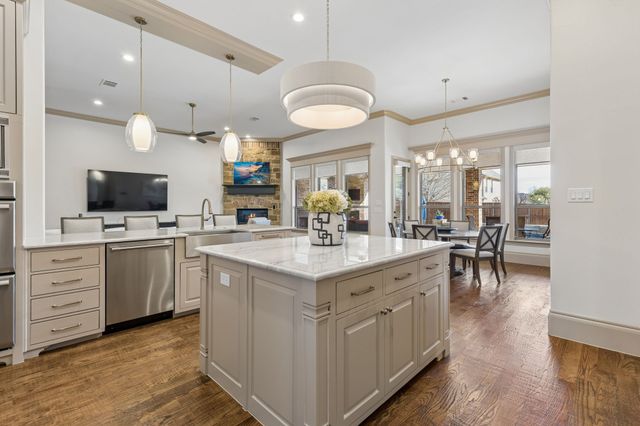 2108 Camden Circle, Southlake, TX 76092