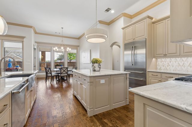 2108 Camden Circle, Southlake, TX 76092