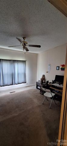 731 E Third Avenue, Gastonia, NC 28054