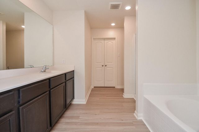 2037 Mule Ridge Drive, Katy, TX 77493