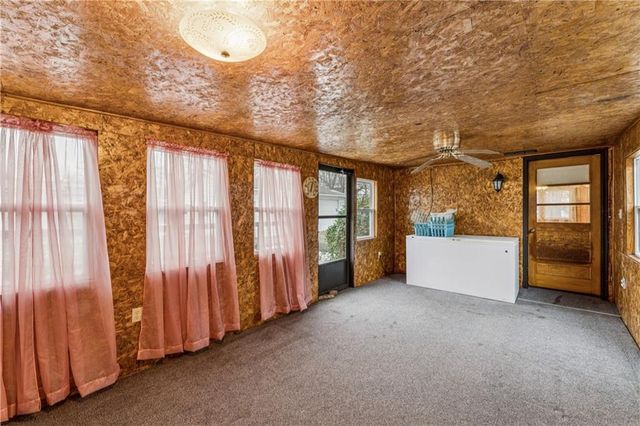 12 SE 15th Street, Concordia, MO 64020