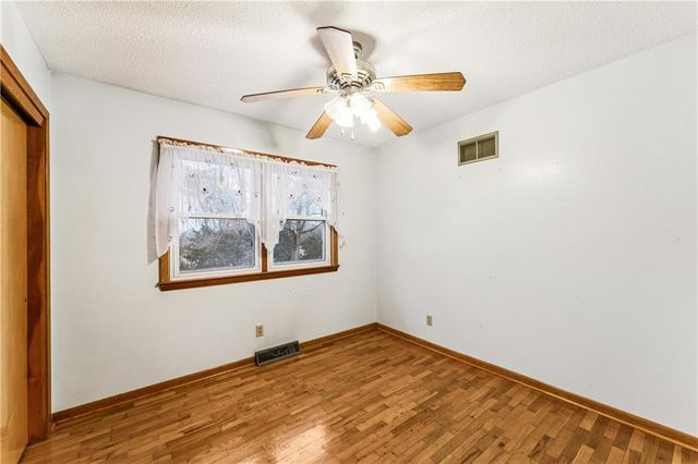 12 SE 15th Street, Concordia, MO 64020