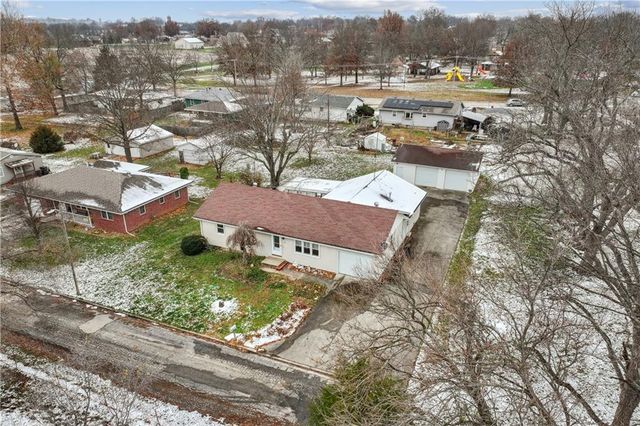 12 SE 15th Street, Concordia, MO 64020