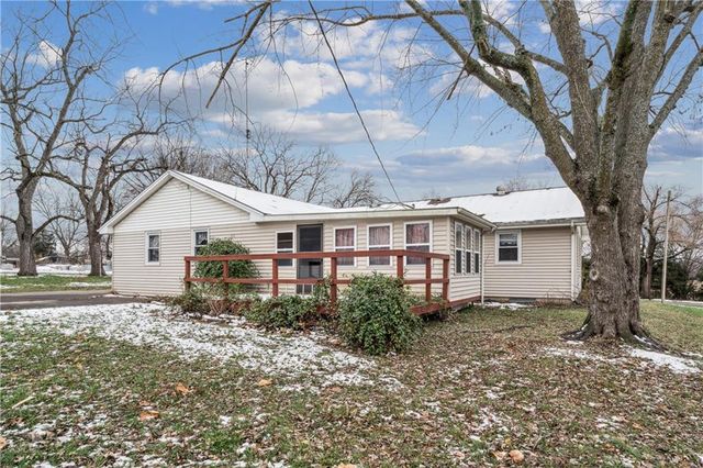 12 SE 15th Street, Concordia, MO 64020