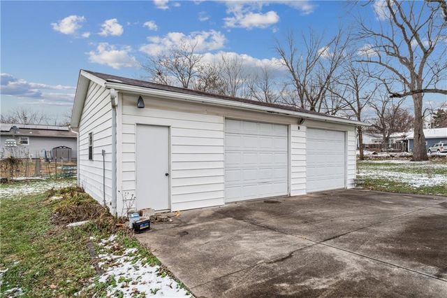 12 SE 15th Street, Concordia, MO 64020