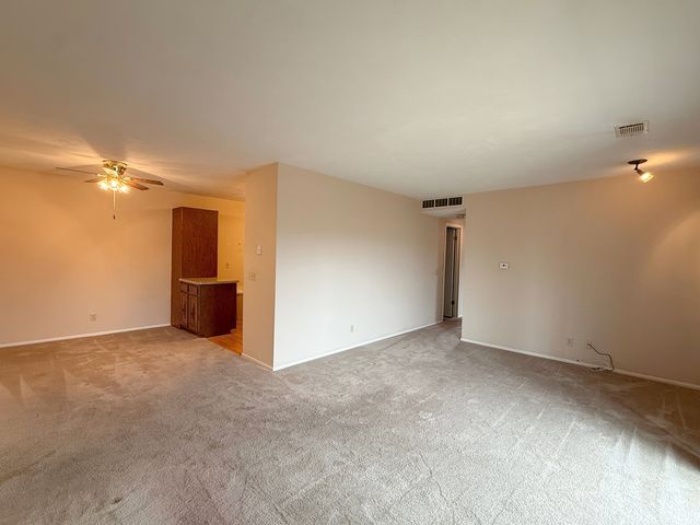 1211 48th Avenue 31, East Moline, IL 61244