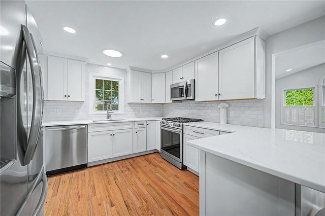 117 Larchmont Road, Warwick, RI 02886