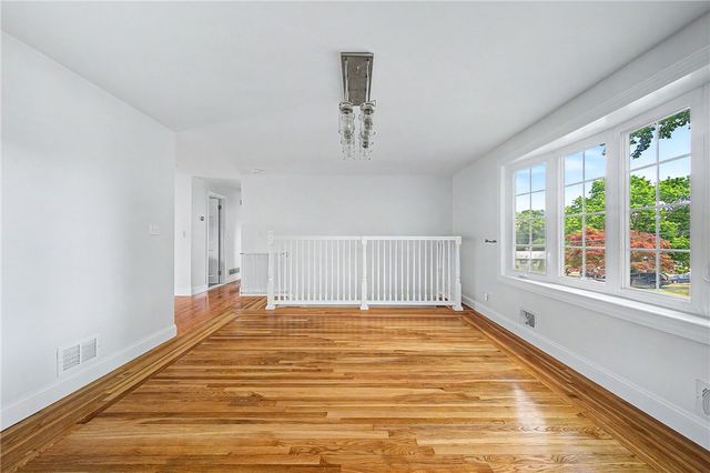 117 Larchmont Road, Warwick, RI 02886