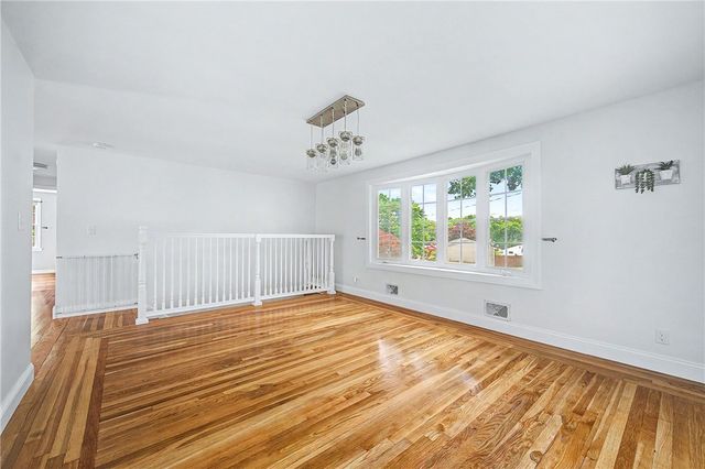 117 Larchmont Road, Warwick, RI 02886