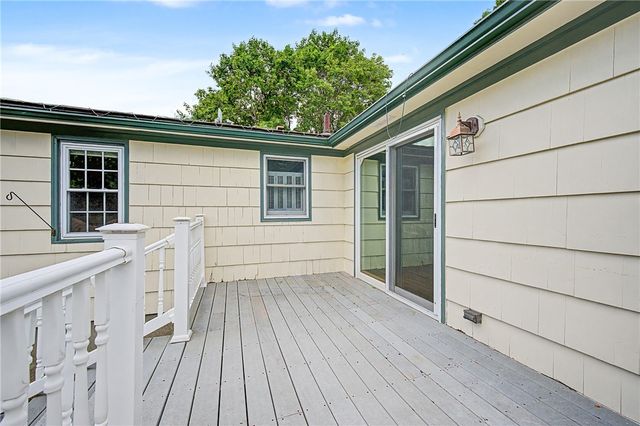 117 Larchmont Road, Warwick, RI 02886