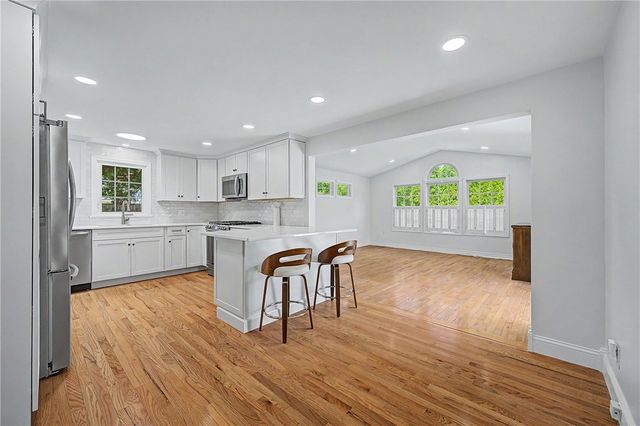 117 Larchmont Road, Warwick, RI 02886