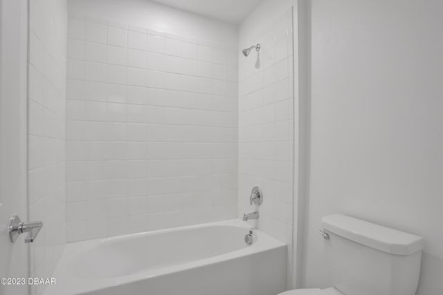 1137 Sand Trap Court, Daytona Beach, FL 32124
