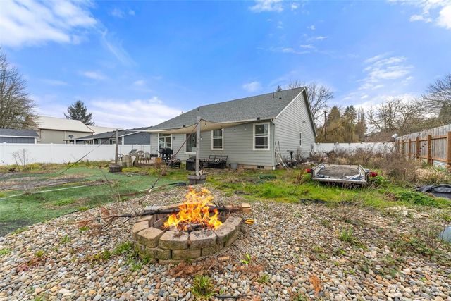 817 B Street, Vader, WA 98593