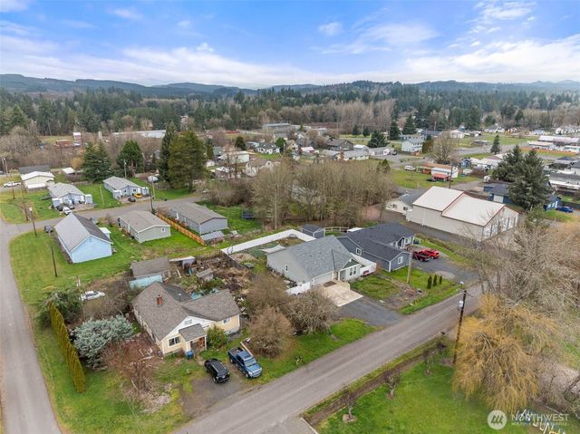 817 B Street, Vader, WA 98593