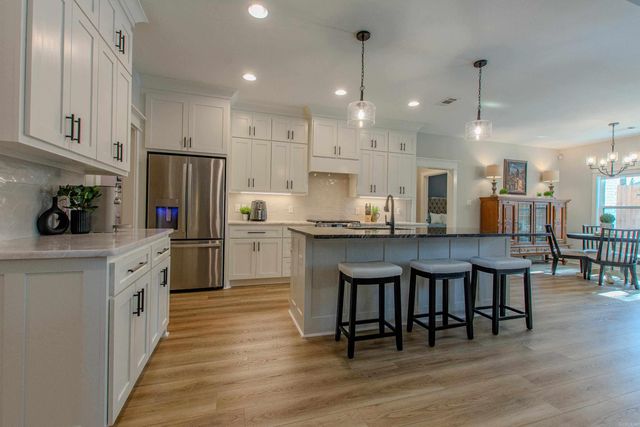 6043 Coral Ridge Drive, Alexander, AR 72002