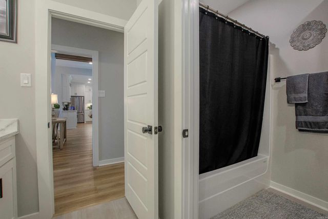 6043 Coral Ridge Drive, Alexander, AR 72002