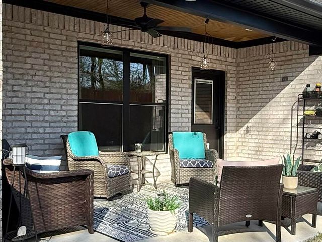 6043 Coral Ridge Drive, Alexander, AR 72002