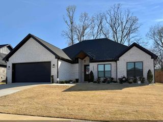 6043 Coral Ridge Drive, Alexander, AR 72002