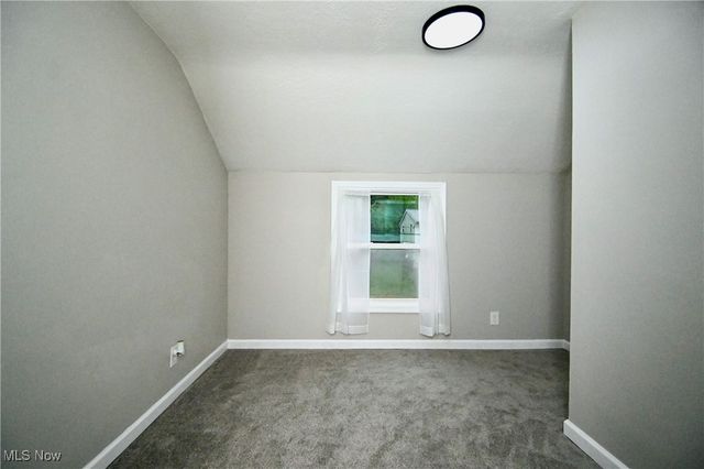 542 Montgomery Street, Akron, OH 44305