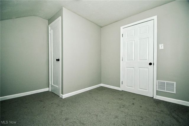 542 Montgomery Street, Akron, OH 44305