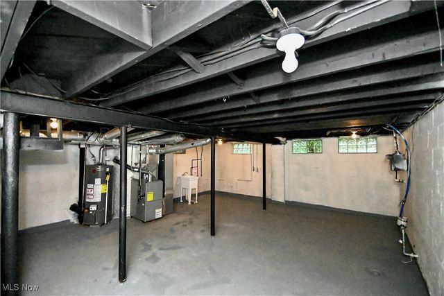 542 Montgomery Street, Akron, OH 44305