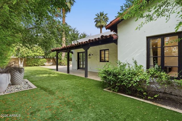2032 N ALVARADO Road, Phoenix, AZ 85004